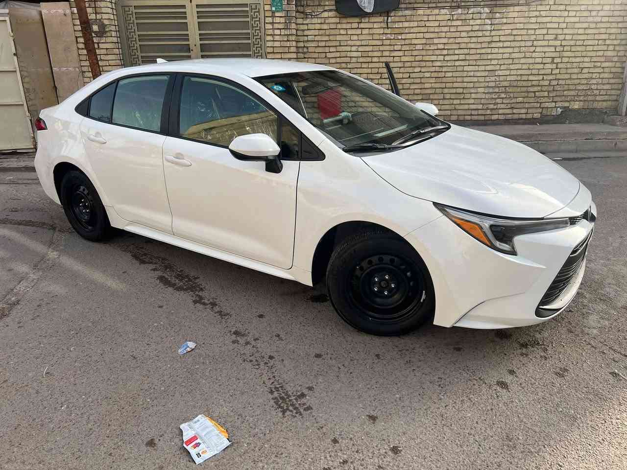 كورلا هايبرد 2025  فئه Le
وارد امريكي 

ماشيه 4 ميل فقط يعني زيرو

بدون تبديل اي قطعه 

بيها عازل حراري للجام 

مابيها اي نقص

رقمها بغداد. 11 

مكاني زعفرانيه 

السعر 179

***********
