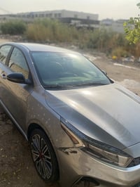 سلام وعليكم كيا فورتي 2024 سياره نضيف وحلوه ماشيه 10الاف  جي تي مكينه ...