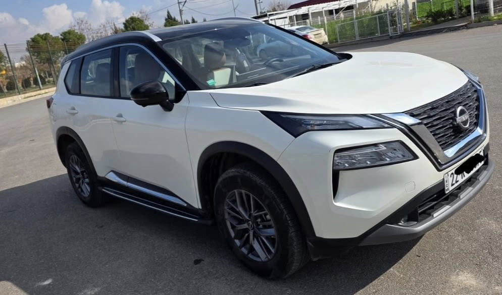 نيسان اكس تريل ٢٠٢٥ شريكة السور زمان سيارة كفالة من كل شي حتا جلخة ما بي ماشي ١٣٠٠٠ كم 
مكان سيارة اربيل 
***********
***********
