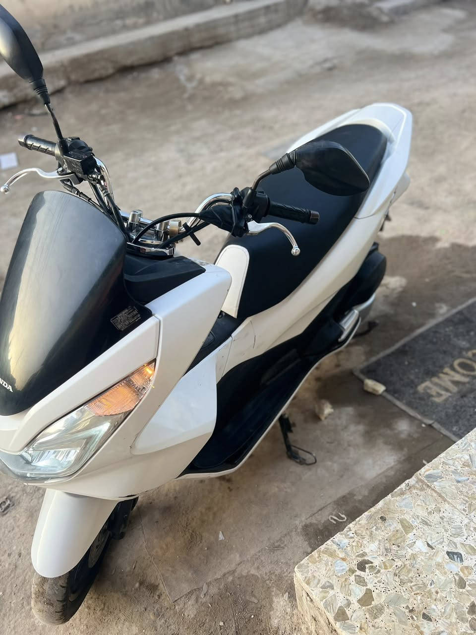 سلام عليكم بي سي اكس درجه خير من الله جيل الثاني العنوان بغداد الشعب سعرها 1650وبيها مجال ***********
