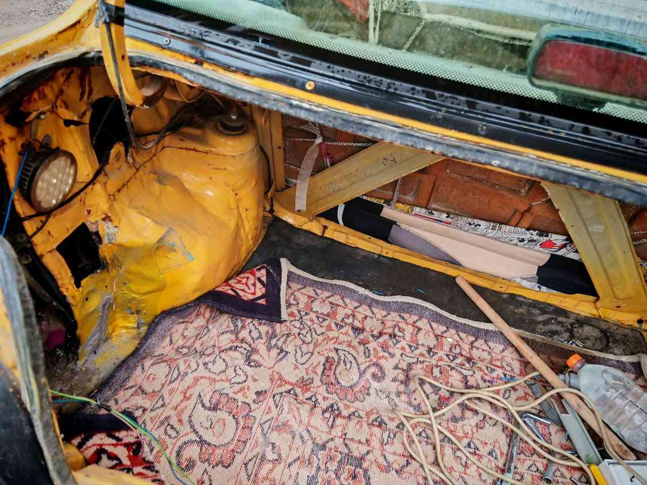 سايبا  ٢٠١١ نفخ مكينه وكير معمر جديد طخم جديد عينه وكلج وبلبرينات جديد ظفيره وايرات مبدل جديد راديته مبدل جديد دعاميه اماميه جديد شاصي مصلح دبلات جديد سيارة جاهزه كابون بنزين بيها مشروع وطني عليها هيا ٣٥٠ وغرامه ٣٠٠  سعرها ٢٠ بيها مجال للشراي للاستفسار تواصل على رقم *********** واتساب موجود
