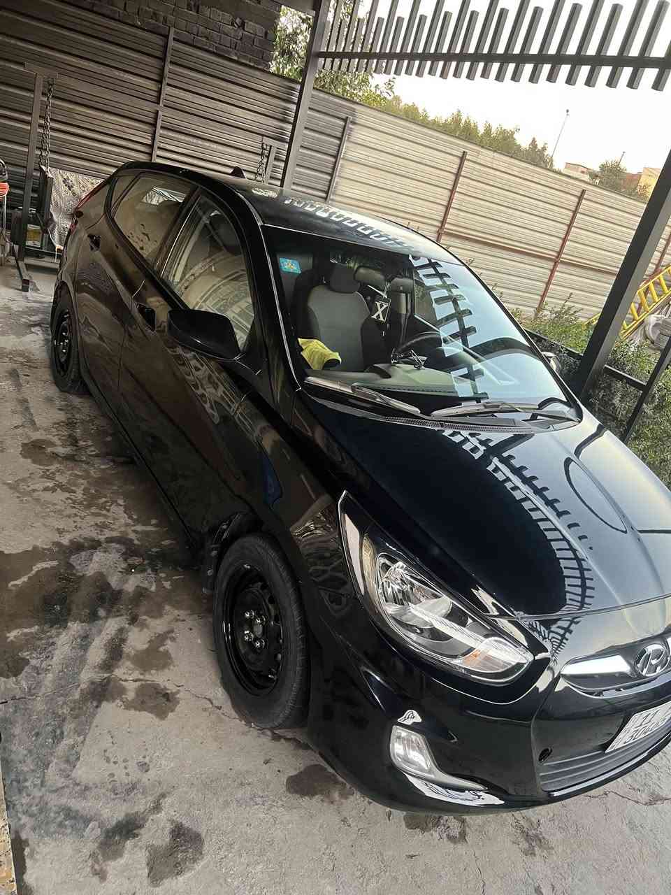 السلام عليكم
اكسنت  هاج باك 2013 للبيع 

امريكي ضربتهة فقط بنيد  ⚠️

مكينة 1600 GDi

صبغ حزام للجمالية السيارة ليبل واحد كل القطع 

رقم بغداد  . هزة جديدة . 

مكاني بغداد  السعر 87💲

 ***********
