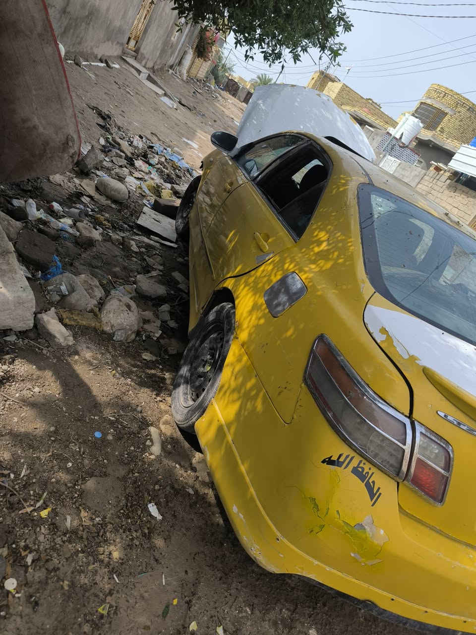 كامري 2009 سنويه صاقطه 21 تريد راعي أو بدون راعي سياره صارت بيهه ضربه وصلحتهه وضلت بيهه نواقص قليله وماعندي أصلح مكاني سوق الشيوخ سياره تشتغل بس تخربط من وره الشوته مكسره بريك فاكس يعني تحملهه بكرين السعر 25وبيهه مجال قليل ***********
