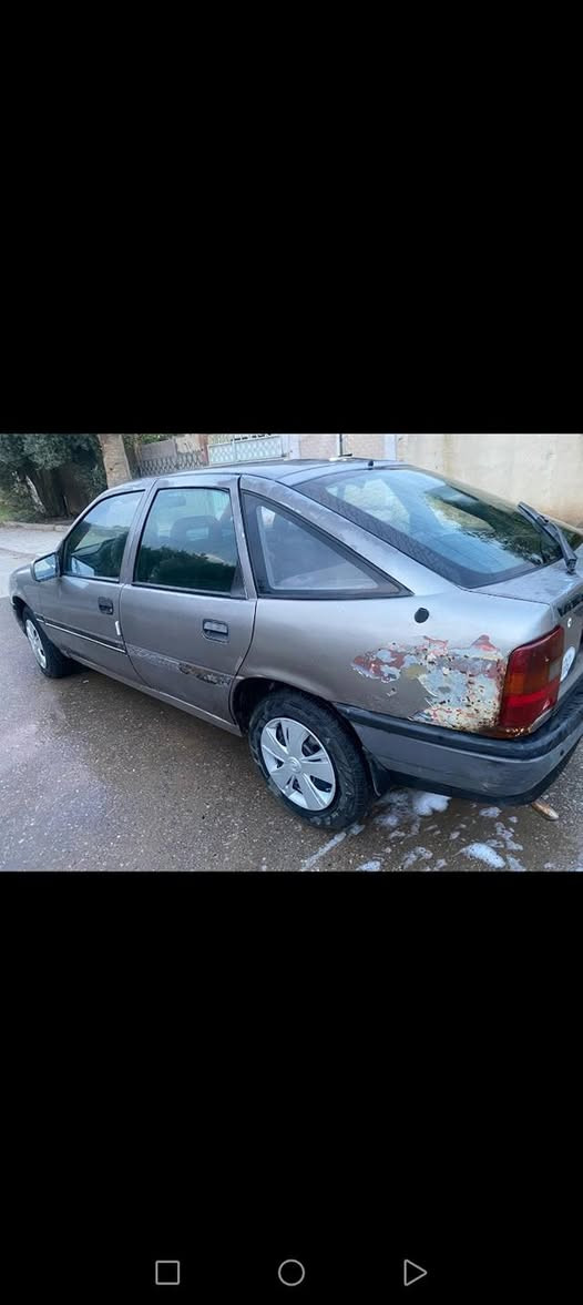 فكترا للبيع حجم ١٦ محرك والكير شرط سنويه ٢٩ عضم شرط التحويل وبيها كابون *********** /*********** السعر ٣٣ وبيه مجال قليل
