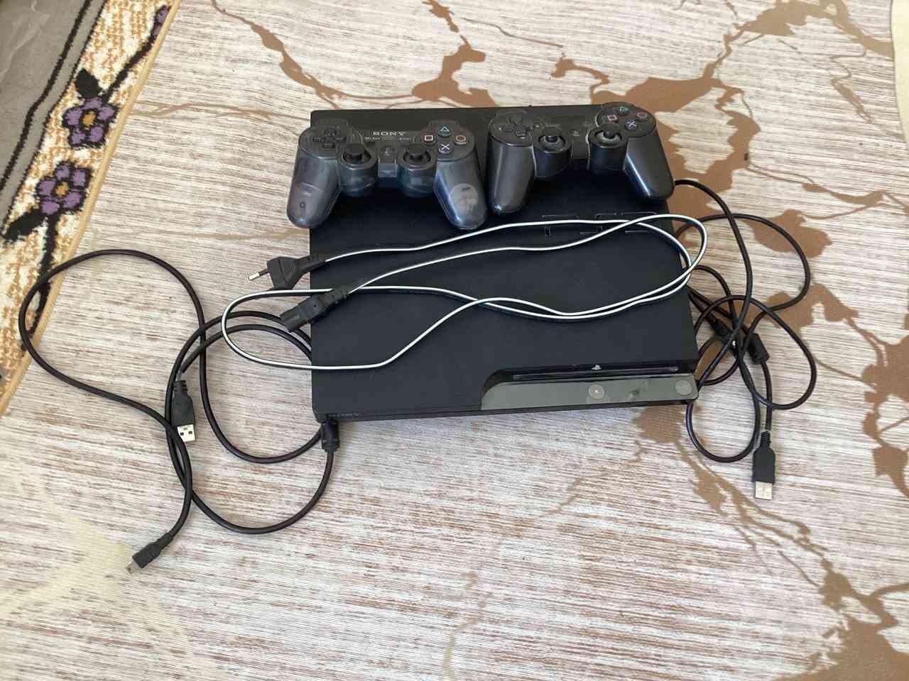بلي 3للبيع نضيف مع جوستكات 2 وكآمل ملحقاته هارد مالته جديد بي 3 العب 

جي تي اي5
بيس25
سباق سيارات 
نضيف مكاني ديالى سعر 110 قفل


**إذا كنت صاحب هذا الإعلان وتريد حذفه لأي سبب، رجاءا أرسل رسالة إلى الدعم الفني**