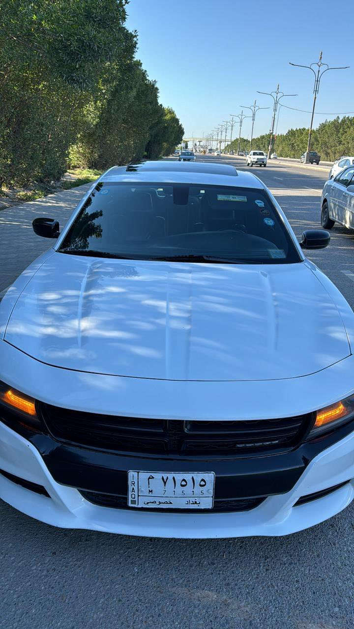 جارجر موديل 2015 اعلى فئه فول مواصفات  ضربته جاملغ ربع الغد متضرر
وبنيد وارد امريكي فول للاخير رقم بغداد سنويه اباسمي السياره ما مشتغله لا على خط ولامتعوبه نضيفه ونصبته حلوه  سعر ١٦٥ $ ***********
