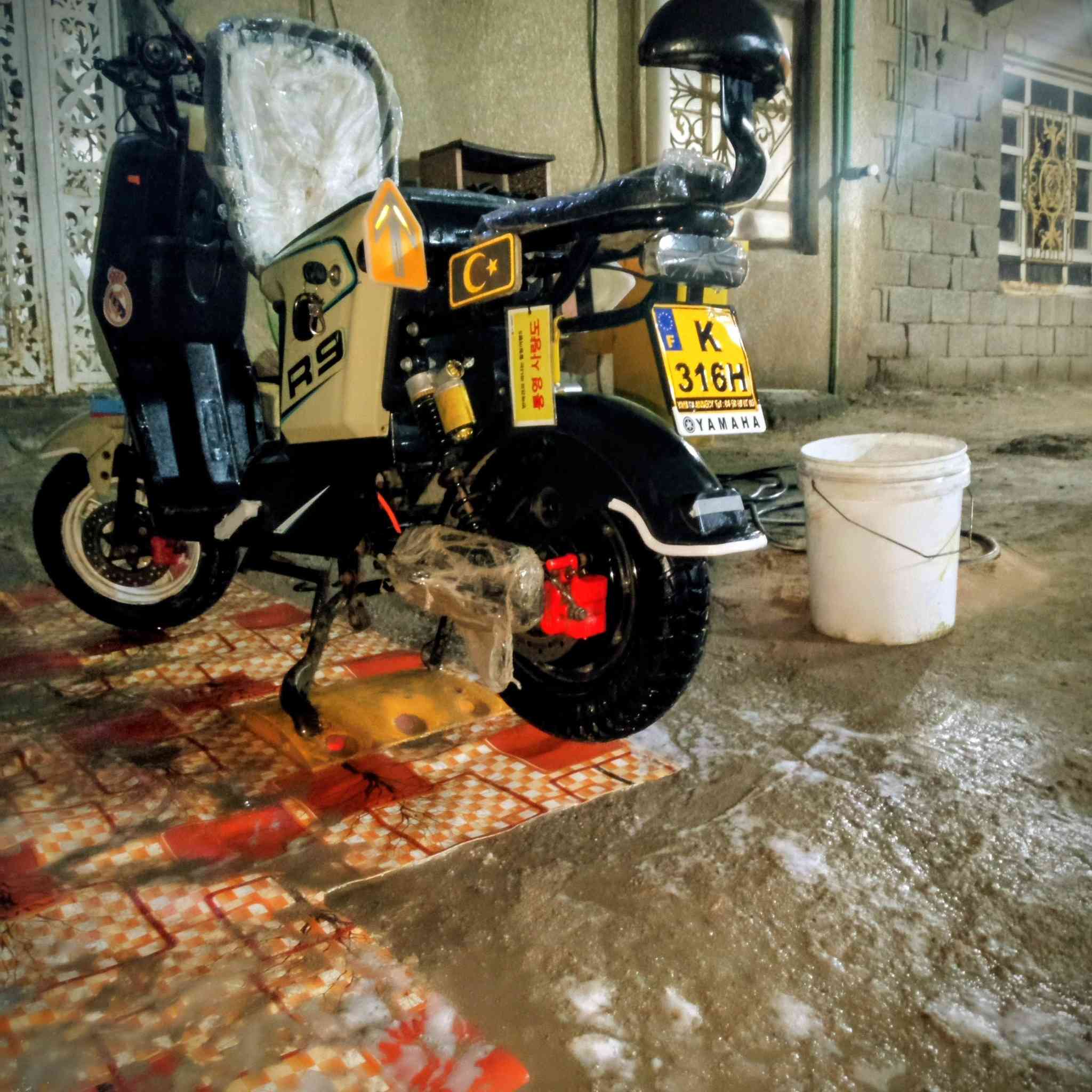 ار 9 للبيع مستعمل موديل 2024 دراجه نضيفه بطاريات 16انبير ينقصن نقطه وحده الاشاير ما  يشتغلن لان الكتف يرادله تبديل سعره3 آلاف بيهه بك(R) الدراجه كامله مكمله مكفوله السعر 450وبيهه مجال المكان البصره مطيحه 
رقمي *********** رجأن بدون اتصال بس مراسله ولوتي ب🩴
