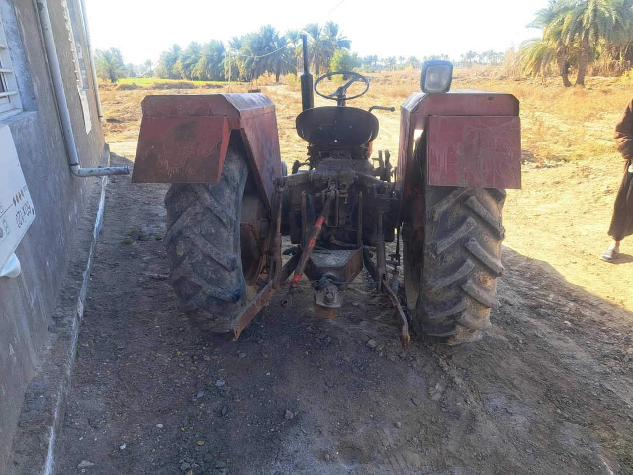 السلام عليكم مكينه عنتر للبيع جاهزه للعمل مكاني بابل الحله وياه عربانه اسكندريه نضيفه +خرماشه +معدلان + ديج مطبك ديج مفرد سعر ٣ ونص وبيه مجال بسيط استفسار ***********  وياه ثكالات عدد 6
