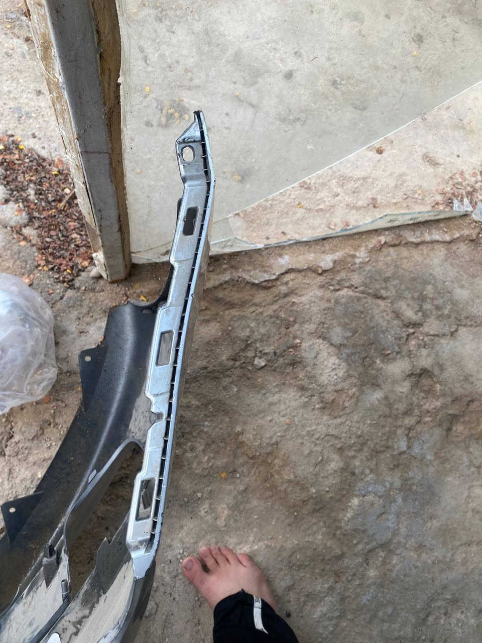 دعاميه كيا كارنز موديل ١٤ اصليه تفصيخ حاويه لون سلفر فقط نظافه 100٪
السعر نهائي 250 الف نقصها بس الشباك الفووك للتواصل وات ساب ***********
