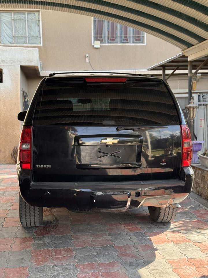 سلام عليكم ..
تاهو 2007 LTZ  فول مواصفات 
كلك بدون لوحات داخلة سياحة خليجي كفالة من الگص و الحادث و السرقة و الانتربول 
سيارة خير من الله ماشية 232 الف مكينة تخبل كفالة بيها صبغ اثر جراد اماكن محددة 
تدفئة تبريد 3 قطع كلة شغال تخم تاير جديد 
*الارقام الكويتية مالتها موجودة
للتواصل واتس اب ***********
