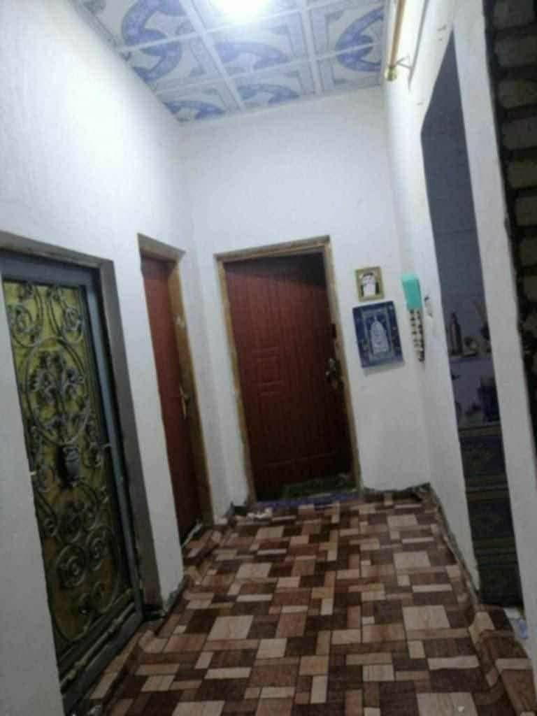 اعلان 
بيت لبيع بجربوعيه الاولى
بدايه الجربوعيه الاولى مقابل مجمع صادق المطشر 
مساحته 200 م
يتكون  من  استقبال  وغرفتين وصاله  مطبخ 
حار ومطبخ بارد 
صحيات داخليه وخارجيه 
البيت مطلوب لعقاري  ينباع نقد
البيت بي نواقص مو كامل غرفه والهول مابيهن كاشي والسطح مابي شتايكر
البناء طابوق
سنه البناء 2019
بسعر 122 مع المجال 
مطلوب لمصرف العقاري 22
ندفع اقصاد 300
تفاصيل اكثر مراجعه مكتب الساعي للعقار  🧿 
اولاتصال بالارقام التاليه 
***********
***********
***********
عنوان المكتب سايدين حي الشرطه مقابيل اسواق ريتاج 🧿
