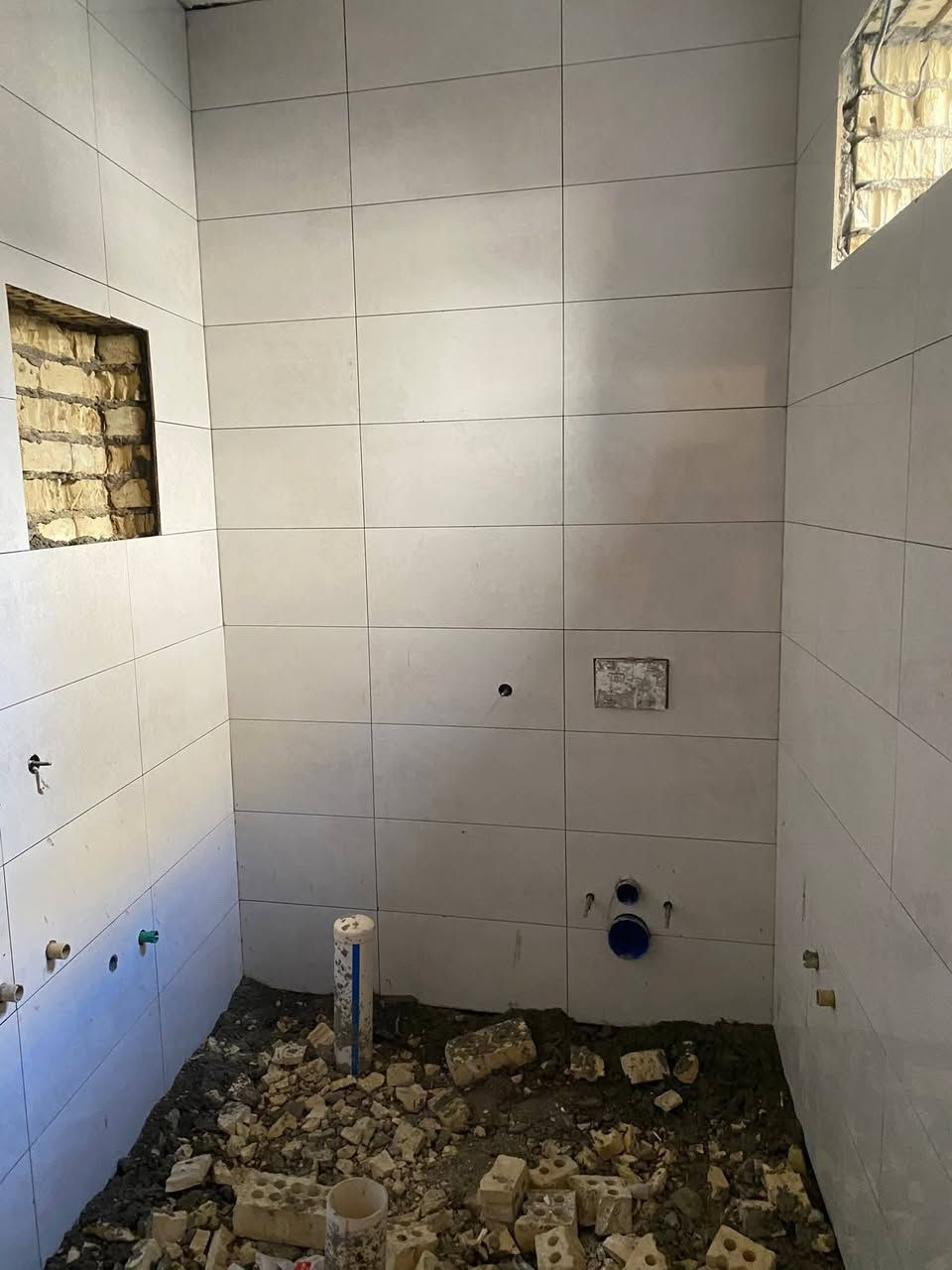 سلام عليكم
سيراميك بورسلين درجه أوله ***********
