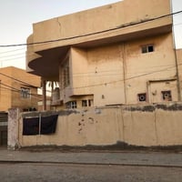 الكوفة حي كندا • ٣٠٠م • طابقين