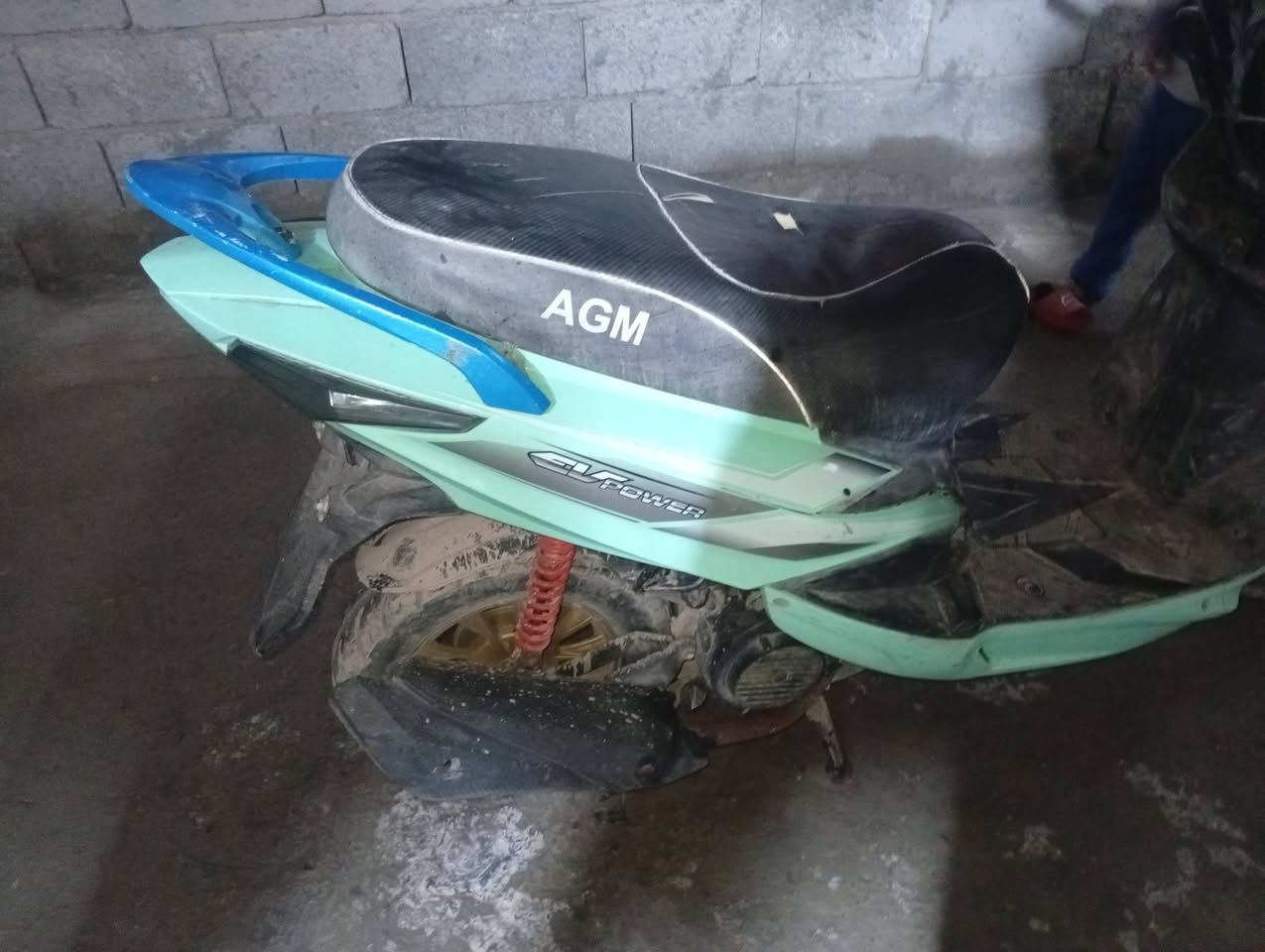 سلام عليكم دراجه شغاله كامله مكمله متوازي عله بيعتهه 150وبيهه مجال مكاني مكتب بيروت  ***********
