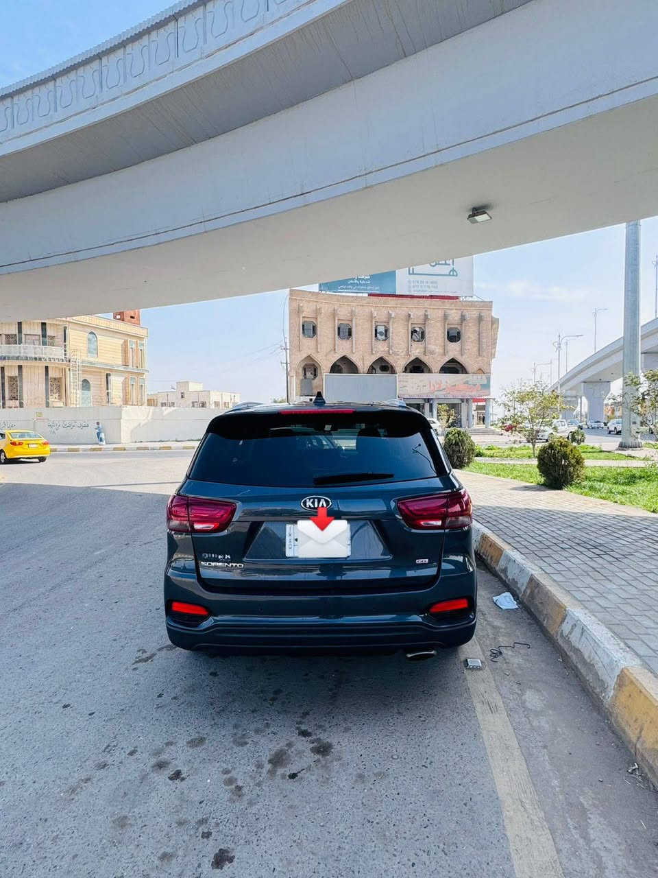 السلام عليكم
للبيع كيا سورنتو  موديل  2019
وارد امريكي صور حادثها بالمنشور  كل تصليحها بأمريكا مابيها اي تصليح بالعراق 
السياره بنيد وجاملغ جهة السكن + ٣ قطع كلير فقط بدون معجون 
محرك 2400  والفحص شرط
صدر امامي خلفي بحاله جيده
تخم تاير جديد 
ويل كب بلادي
تدفئه تبريد شغاله
رادار جانبي بالمرايه شغال
بچم كبس
ايرباكات كلها شغاله
7 راكب
تحكم جهتين
شاشه كبيره 
كشنات مخمل
كشن السائق كهربائي
تدفئه بالكشنات
كامره خلفيه حساس خلفي 
4 انظمة قياده
دبل كير عادي اوتو
دفع رباعي
رقم صلاح الدين ألماني شرط التحويل
السعر 147 
السياره جاهزه بدون اي عيب متحتاج اي مصرف
مكانها صلاح الدين الدور 
***********
