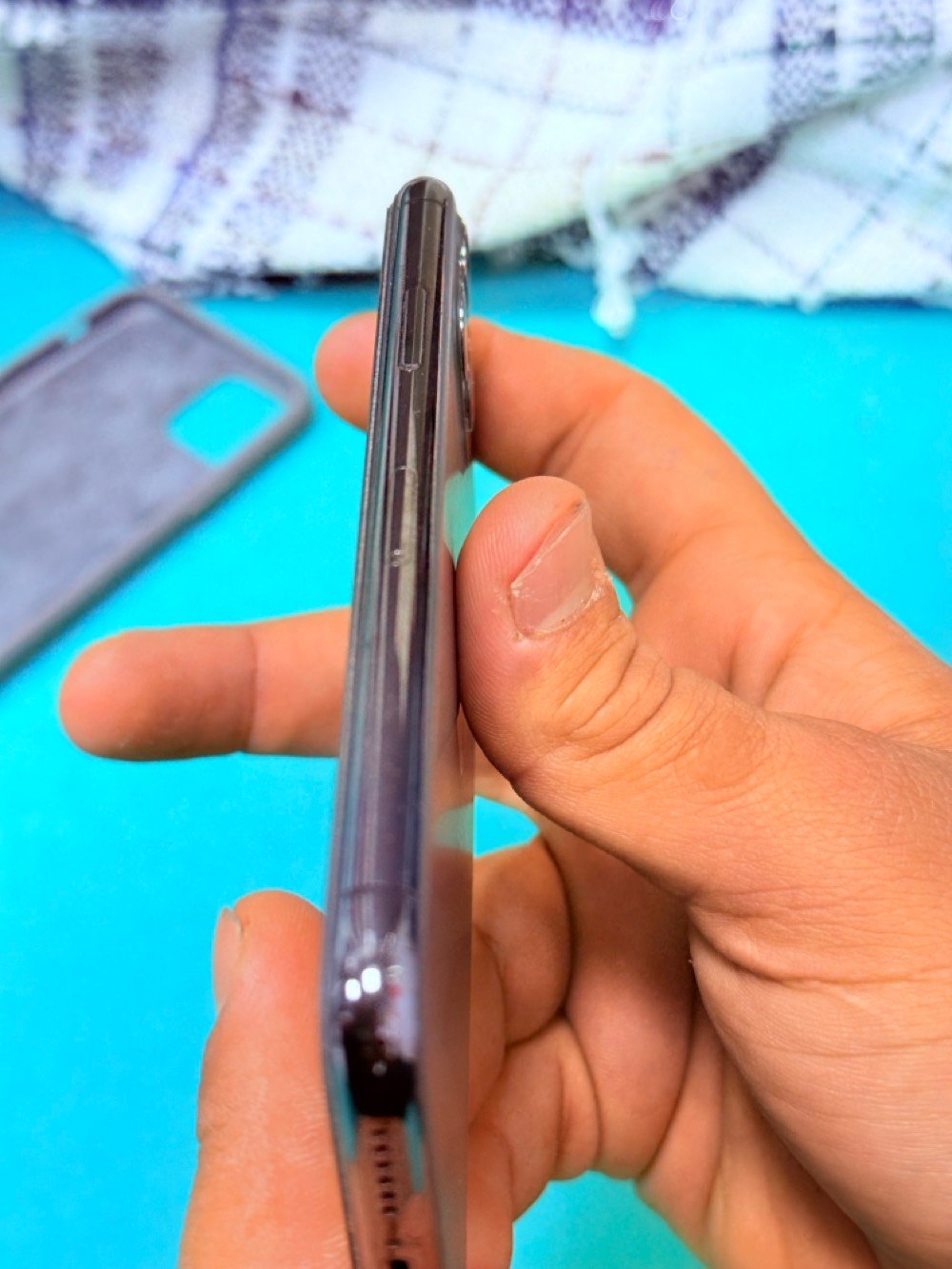 جهاز ١١برو جهاز على وضع الشركه جهاز لا مفتوح ولا داخل صيانه جهاز كلشي شغال بي جهاز ذاكره ٢٥٦ بطاريه ٧٢ العنوان بغداد الشعب شوك شلال 