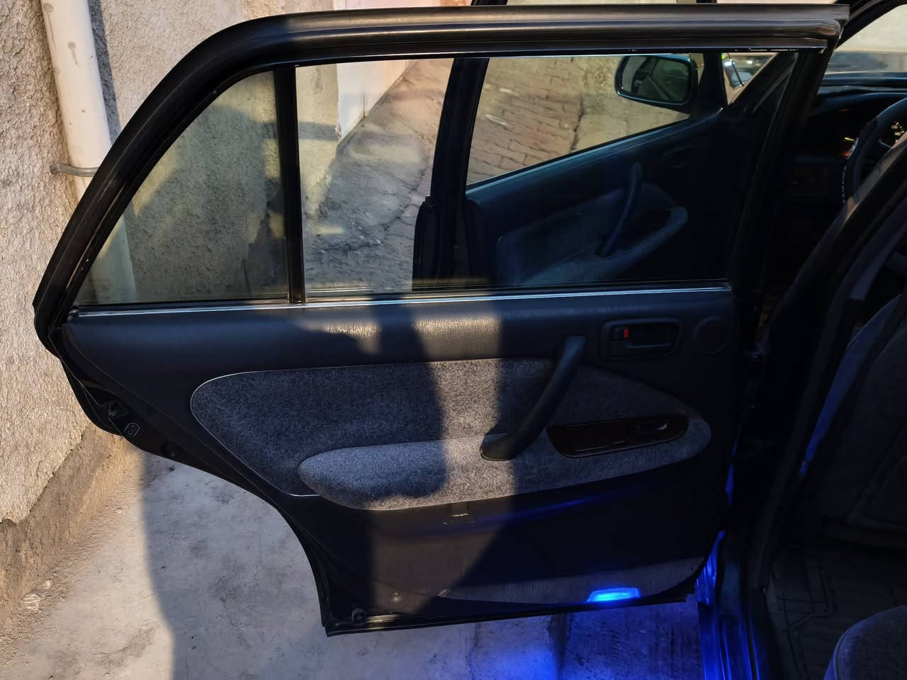 السلام عليكم....... 
سيارة راس الثور تكم 
اللون:نيلي
المحرك: 3000vvt
موديل:1999
السنوية تنتهي 2028
رقم السيارة بصرة

 الابواب سنتر لوك
السيارة بلاد 
مكفولة من الكص والنقل جثه والضربه القويه
السيارة بأسمي تحويل ثاني يوم
السعر:110

الرقم:***********
***********
