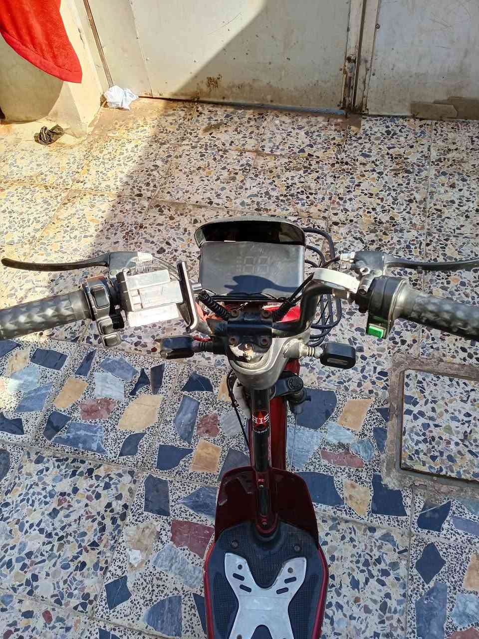 السلام عليكم داجة شحن #البيع
    حجم 20.   موديل 2024
السعر 175 و بيهاء مجال الشراي ***********
