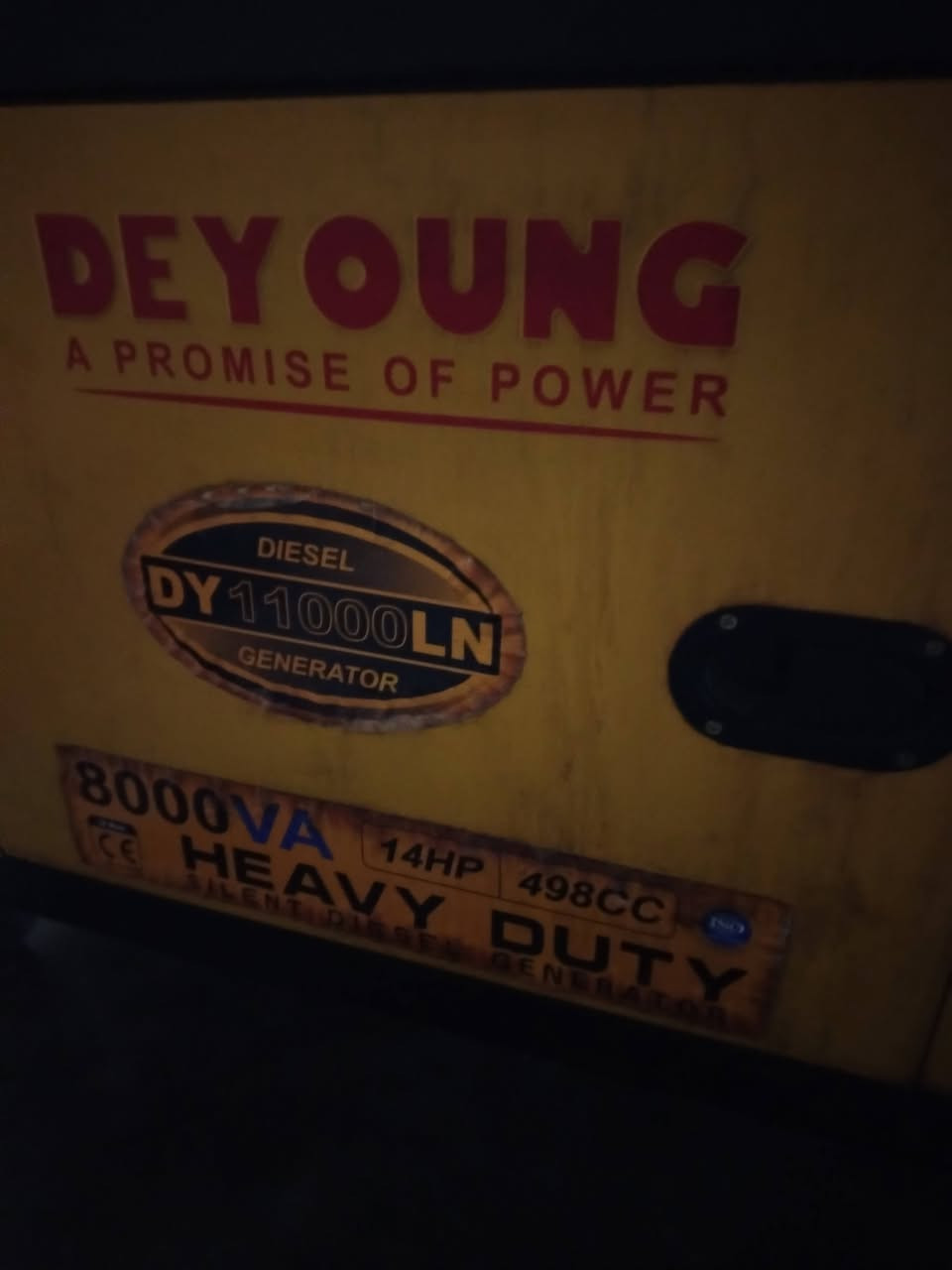 مولد٨كيفي للبيع جديدمستعمل قليل جدا الاتصال على الرقم ***********
