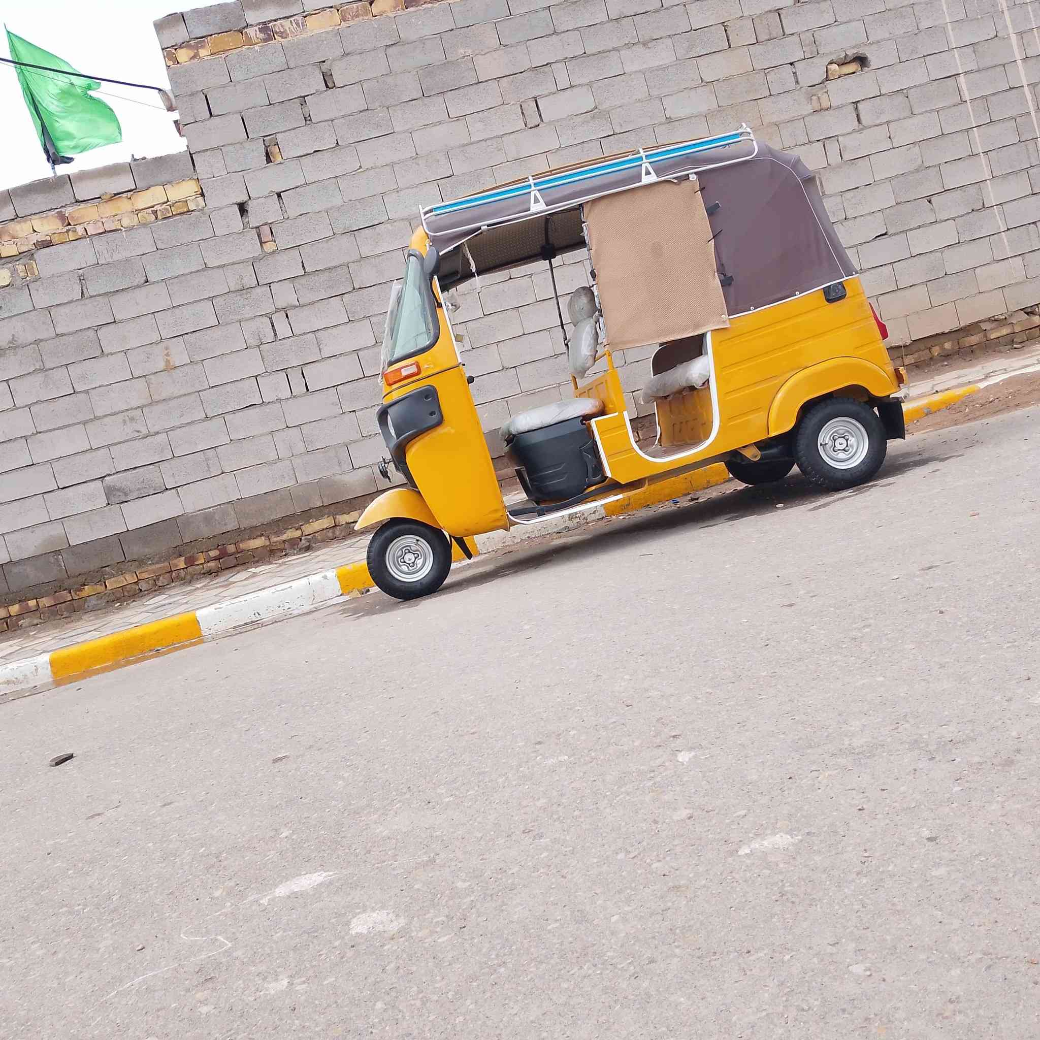 السلام عليكم تكتك للبيع تكتك 20 كفاله عامه قشره ومكينه وكلها شاكر السعر 6 
سعر ست ملايين


**إذا كنت صاحب هذا الإعلان وتريد حذفه لأي سبب، رجاءا أرسل رسالة إلى الدعم الفني**