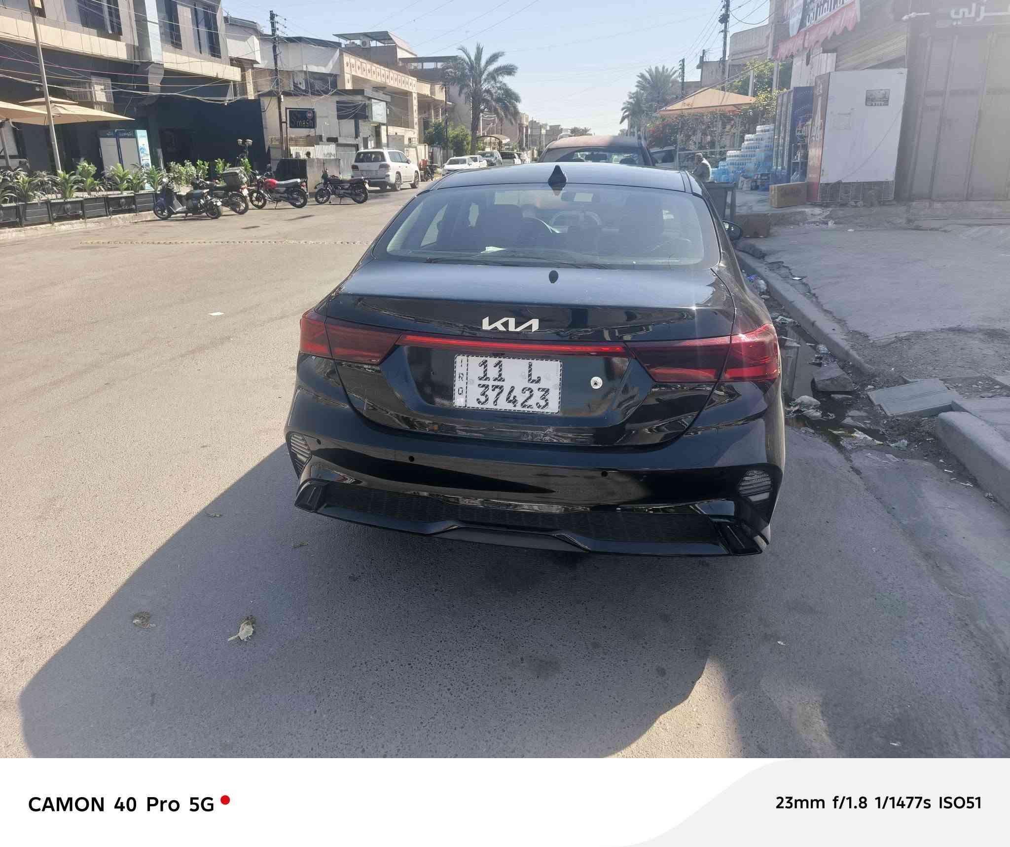 :2024
الفئة: (LX)

الممشى: ( 100 ألف ميل/ كم/ماشيه بأمريكا مو بشوارع العراق)

اللون: ( اسود)

نوع الوارد: (وارد أمريكي)

المواصفات:

محرك (2000cc ) دوش (اقتصادية جداً)

كير ومحرك بحالة ممتازة

شاشة كبيرة / كاميرا خلفية

تدفئة وتبريد ممتاز (تبريد ثلج)

أنظمة أمان (رادار، تحديد مسار، مانع انزلاق)

حالة السيارة (الضرر):
(بدون قطرة صبغ جاملغين خلفيه بارد وقبق جنطه مبدل) 

 ( بدون دواخل وبدون إيرباك)

الشاصي  سليم 100% 
الرقم والسنوية:بغداد/شهداء باقيلها أقل من سنه باسمي 

رقم (بغداد)

السعر:140$
السعر بيه مجال بسيط للطيبين

المكان: ( بغداد - السيديه/أو/اليرموك)
للتواصل والاستفسار: (***********)
