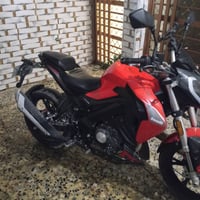 شباب بنلي 180دراجه رقم بغداد بسمي لوحت انكليزي رجه مكفوله كير ومحرك جي...