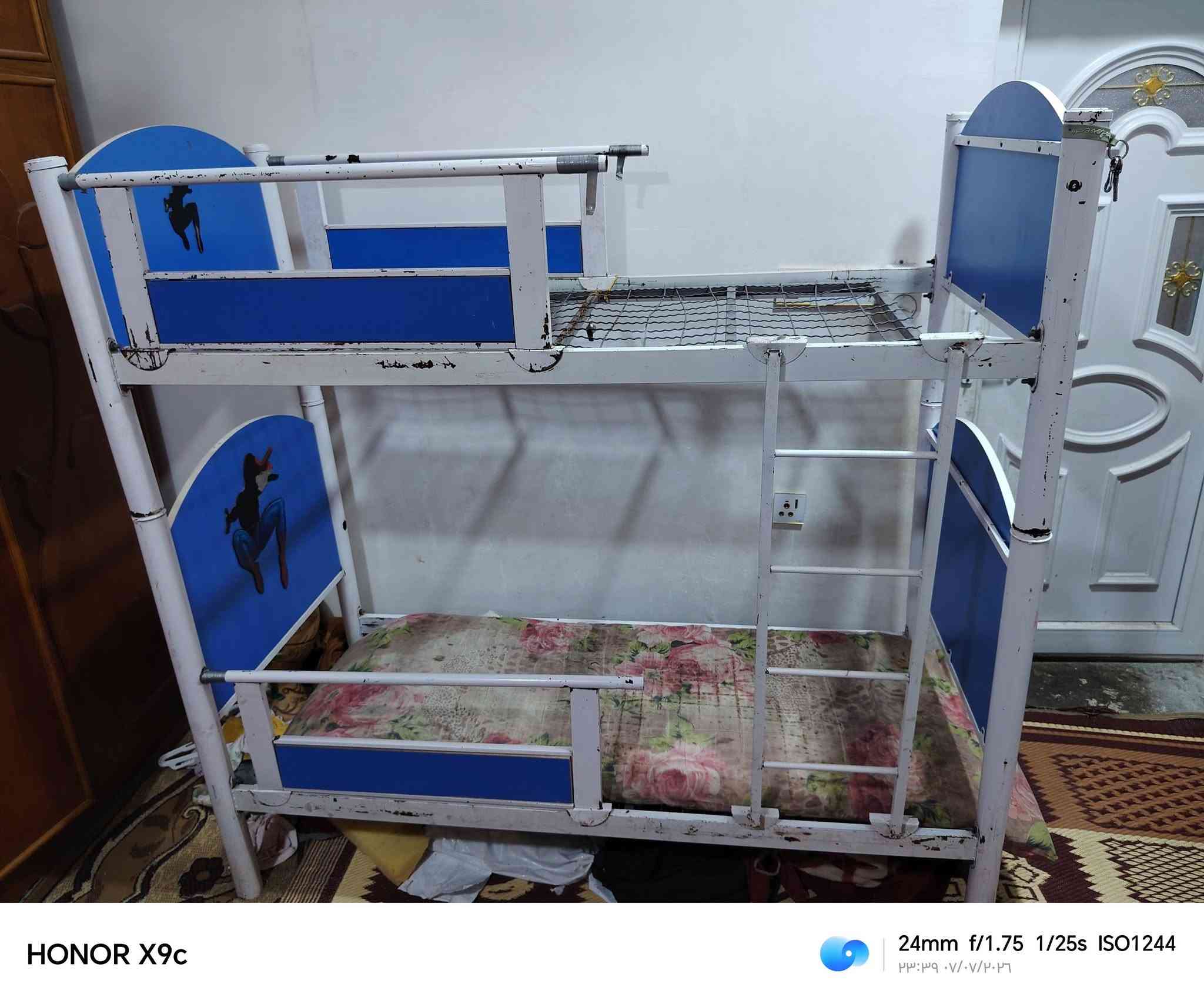 جربايه للبيع طابقين بحاله جيده محتاجلهه فقط بعظ الأماكن صبغ ٦٥الف العنوان كربلاء للاستفسار ***********
