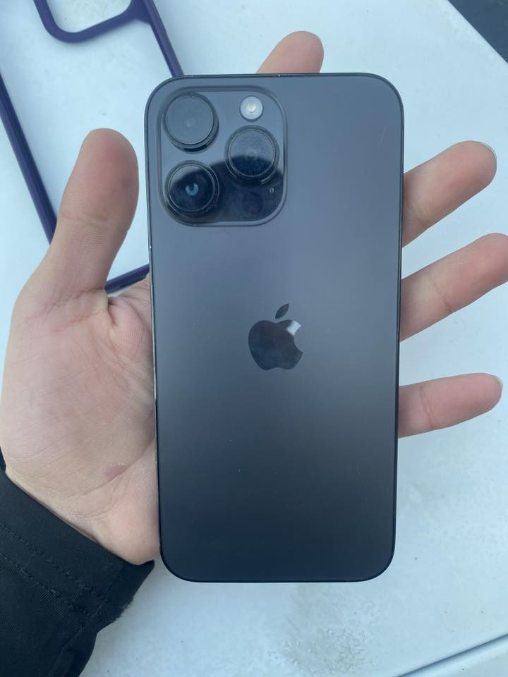 سلام عليكم من رخصة الادمن ايفون 14 برو ماكس كلشي بي نضيف بطارية 92 فقط مبدل شاشة وكاله وتر بروف ويا الكارتونه والغراض كامله وسعر ٦٠٠ وبي مجال للطيبين


**إذا كنت صاحب هذا الإعلان وتريد حذفه لأي سبب، رجاءا أرسل رسالة إلى الدعم الفني**