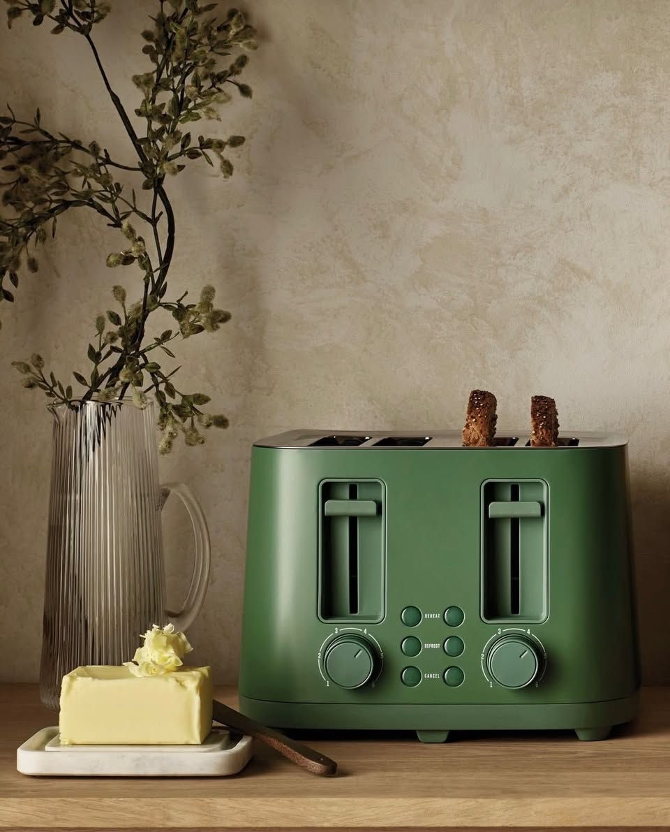 للبيع: توستر George Home البريطانية أصلي
 • 4 فتحات
 • لون أخضر أنيق
 • قدرة عالية 2300 واط
 • تحكم بدرجة التحميص
 • فتحات واسعة للخبز السميك
 • صينية فتات قابلة للإزالة
 • زر إيقاف (Cancel)
 • جديد لم يُستخدم، يأتي بالكرتون الأصلي

💰 سعر 35 الف التوصيل مجاني


**إذا كنت صاحب هذا الإعلان وتريد حذفه لأي سبب، رجاءا أرسل رسالة إلى الدعم الفني**