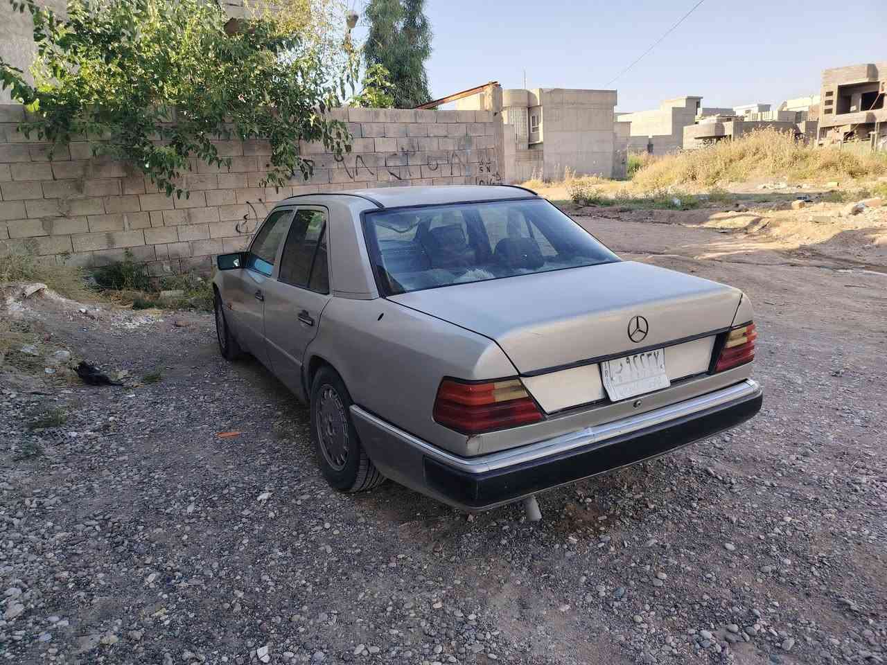 السلاموعليكم مارسدس البيع موديل ٩٢ مكينه محورها مال ونجي السياره بسمي اني الشرعي السعر٢٨ ايعوزه اشوياترتيب الداخل الستفسار***********
