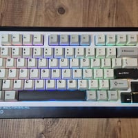كيبورد Yunzii YZ75 • سوتش Gateron Yellow • بطارية ٥٠٠٠mAh