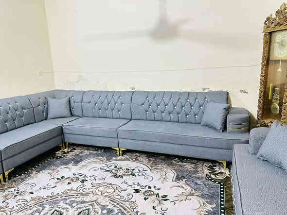 ديوانات جدد اثنين. نفس الشكل 22مقعد 14متر وكوشات 6
القماش كتان والسفنج ضغط عالي 750مكان هبهب لاتصال وتساب *********** واكو سياره توصيل بكروه
