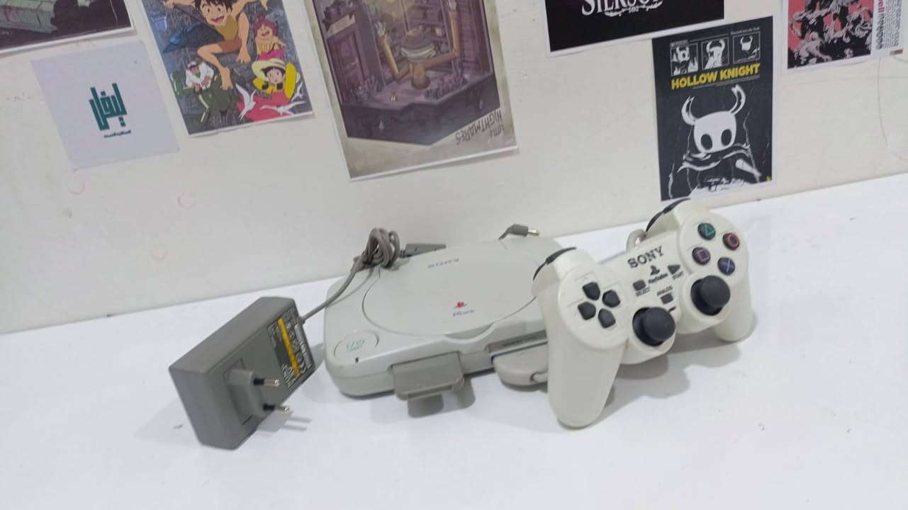 بلي ون سلم
كامل ملحقات شغال بدون مشاكل 

نظافة 95٪ جدا نظيف ملحقات نظيفة 

بس مشكلة بالجوستك مرات تشكل كم زر 

كامل ملحقات و ميموري يشغل فقط بال اصلي 

عدسة قوية فقط بال اصلي 

السعر ٤٥ مع التوصيل


**إذا كنت صاحب هذا الإعلان وتريد حذفه لأي سبب، رجاءا أرسل رسالة إلى الدعم الفني**