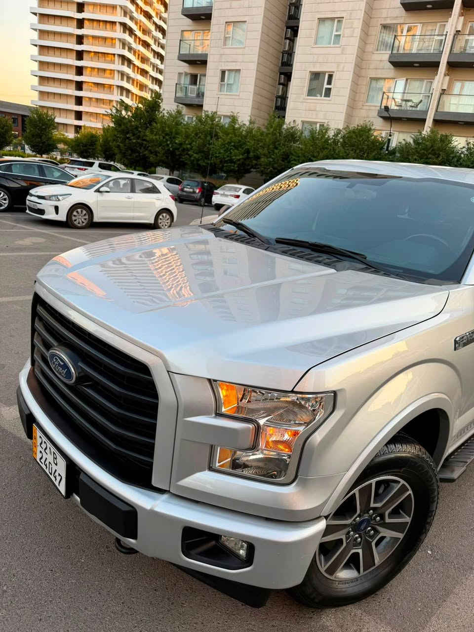 يسم الّه الرحمن الرحيم
F150 2017 XLT فؤرد مواصفات خليجى
فورد F150 موديل 2017
مواصفات XLT
اخت زيرو سيارة مكفولة كفالة عامة 
بؤدى قصير باب كبير مرغوب
مكان فال: سليمانية
ماشية: ٢٩كم  الف كيلو حقيقى
سعر :205$
هاتف ***********وتساب
[hidden information]
محرك V8 ثمانية سلندر  محرك مرغوب
مواصفات خليجي
كير محرك بشرط
بدون صوت وصرف و خلل كل بشرط فحص

سيارة جديد حتى بدون بارد و شخت حيل حيلوة
مواصفات
{ - شاشة كبير - كود باب - تشغيل عن بعد - كشنات كهرباي - 
 - تبريد مركزي - ليد بودي - دراج بدي - كاميرا - حصاص - قوليوم
- تحديد سورعة - بعد }
اربع تاير وويل جديد بدون مصروف
سيارة شرط بدون اى نواقص كير و محرك وحدادي وكاهرباى كل بشرط
سنوية و رقم جديد سنوي بأسمي تحويل غرامة بشرط بغداد, العراق

