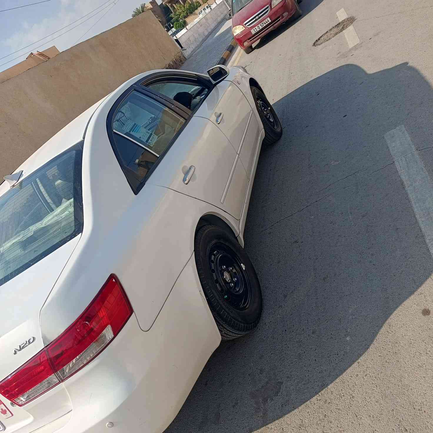 السلام عليكم سوناتا 2008
كصة جنطة مرقمة شمالي 
بانزين ٢٤٠٠ اريد مرواس بسياره كوري
شباب فقط مرواس 
***********
