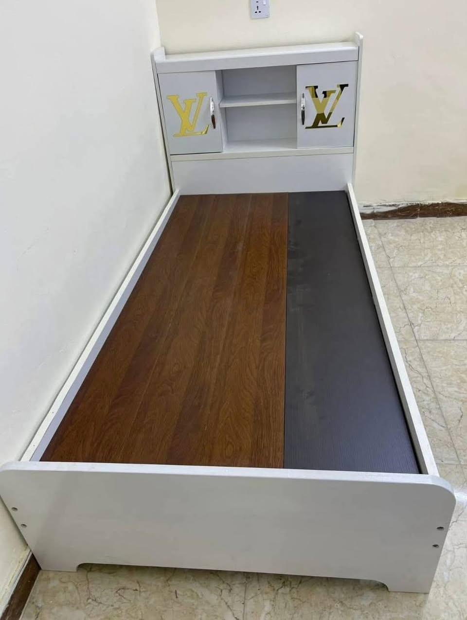 سرير خشب


**إذا كنت صاحب هذا الإعلان وتريد حذفه لأي سبب، رجاءا أرسل رسالة إلى الدعم الفني**