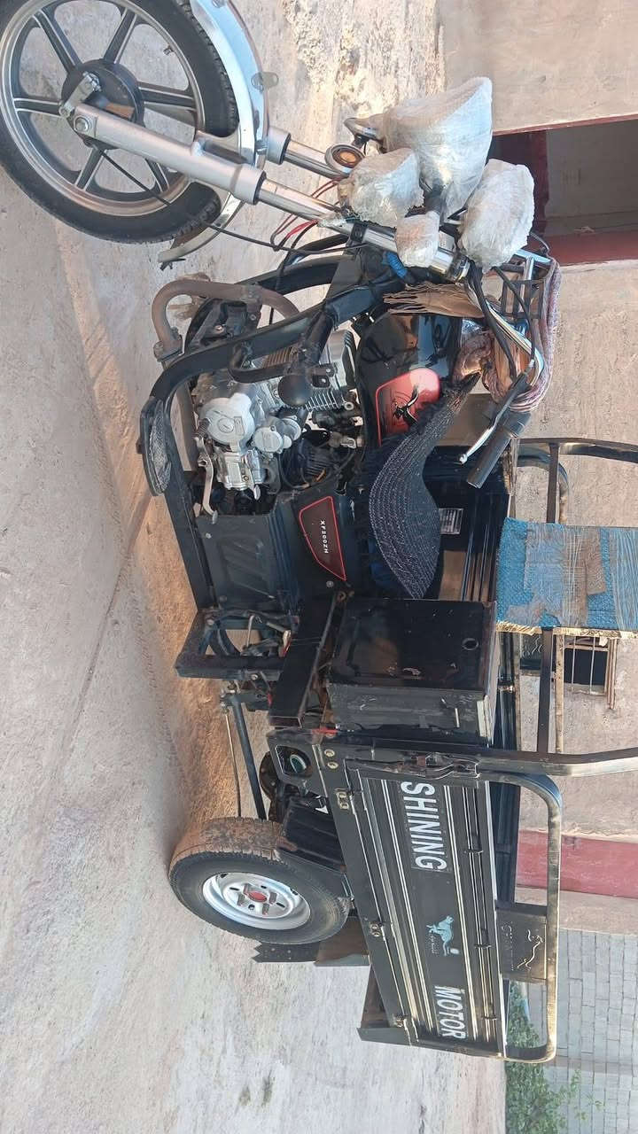 رقم*********** ستوتة ام طير موديل 22 محرك25 أوراق كاملة ؤبليتهه بيهه نضافه فؤل كهربائيات كلهه شقاله دبلات تخم تايرات جديد برقي ما بيه نقص قطرت لحيم ما بيهه قطرت صبغ ما بيهه بلاديه بعدهه مكاني ديالى حمرين انتصل ؤتدلل 💯🩵
