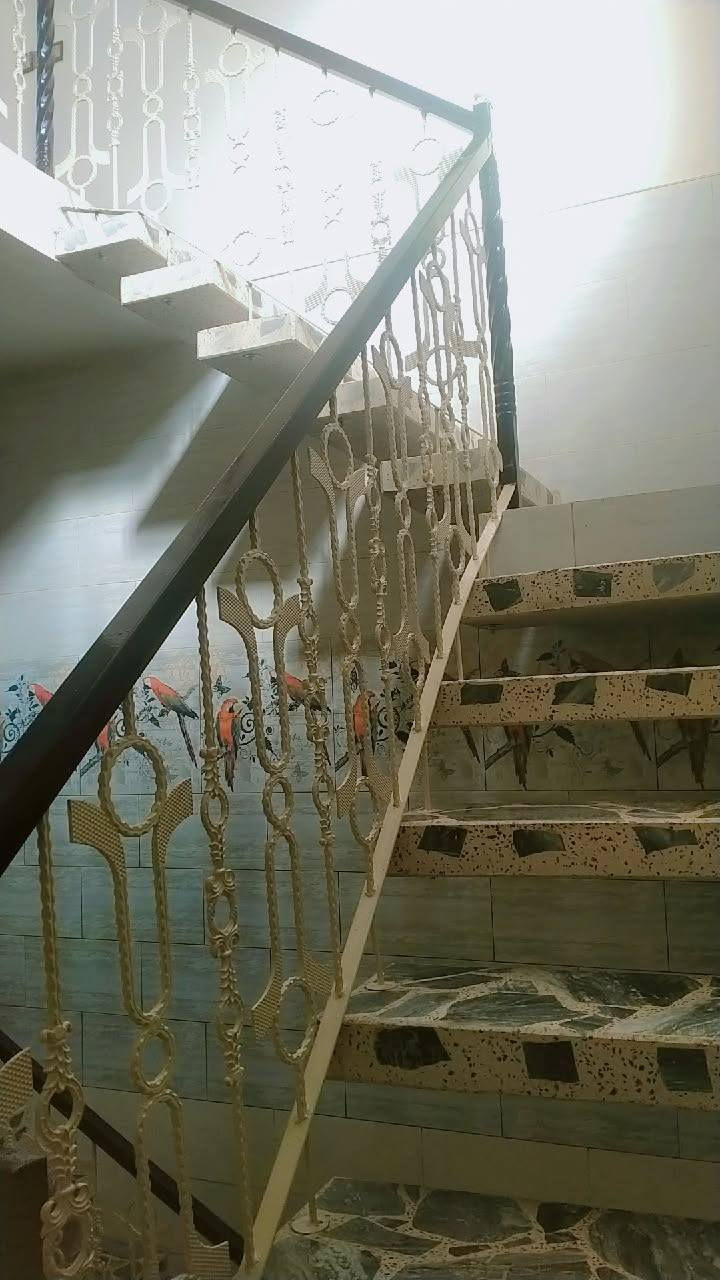 السلام عليكم
الدار للبيع
حي البساتين شارع احمد الوائلي
المساحه 100 متر
غرف نوم عدد 3
صحيات عدد 3 
استقبال حولي ومطبخ حار
بناء درجه اولئ مو بناء مقاول كامل المواصفات
مغاسل بواري سخان تانكي ماء
خدمات كامله


**إذا كنت صاحب هذا الإعلان وتريد حذفه لأي سبب، رجاءا أرسل رسالة إلى الدعم الفني**