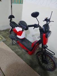 للبيع موديل 25/أو مراوس ويه 4 كير كل عيب مابي  سعر 300 07708754751