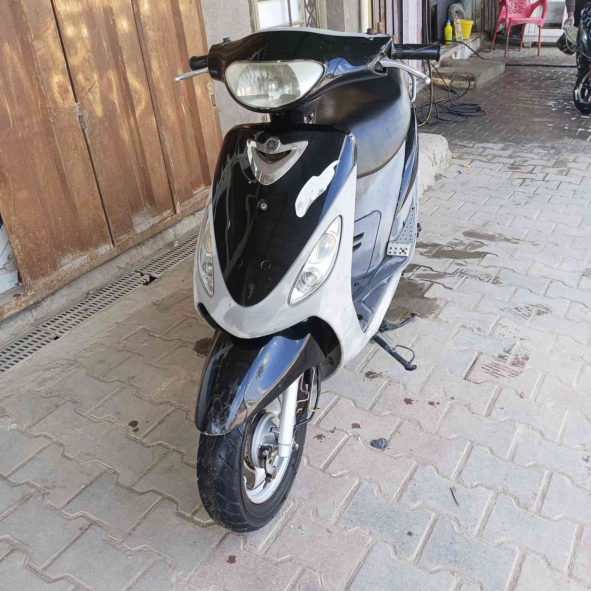 ماكس منغولي للبيع دراجه كفاله برغي ما مفتوح بيها مكاني رميثه اريد ينتصر على هذا الرقم ***********
