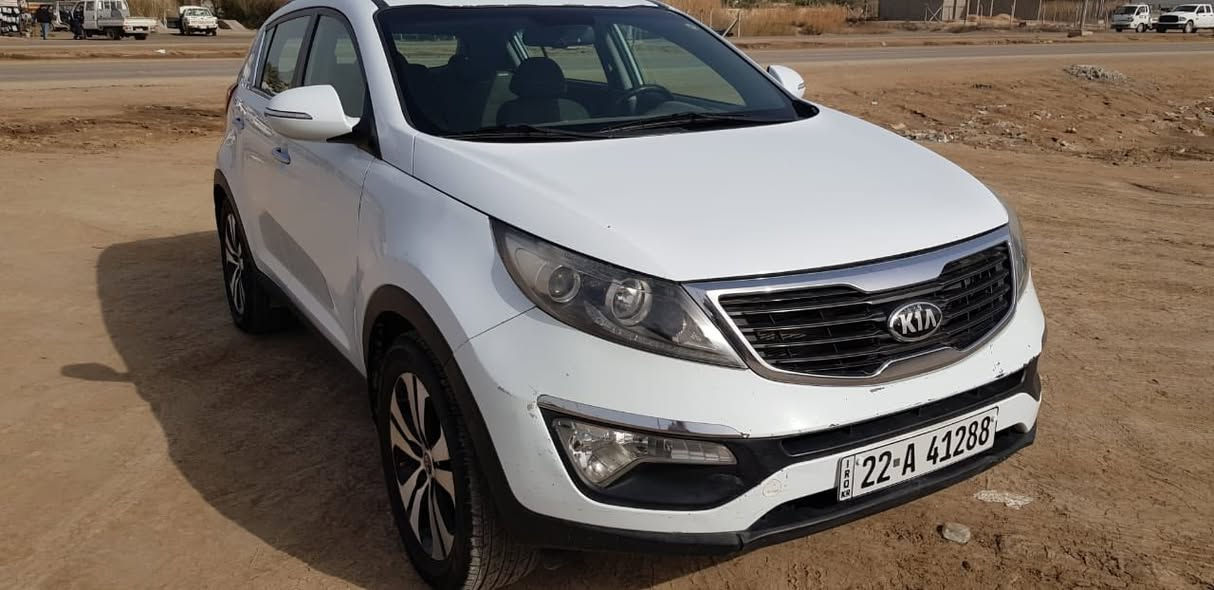 لسلام عليكم
سبورتج 2014 خليجي مكفوله كفاله عامه فقط بارد بسيط مكينه مامفتوحه البلاديه مالته حداديه وتخم تاير جديد رقم وهزه وسنويه قبل اسبوع جددتهم السعر 148 
***********
***********
