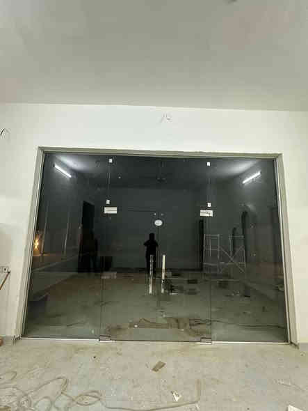 السلام عليكم جزء بسيط من اعمالي بيبان شبابيك محجرات شغل درجه اولى وبي ضمان للأستفسار راسل او اتصل
***********
