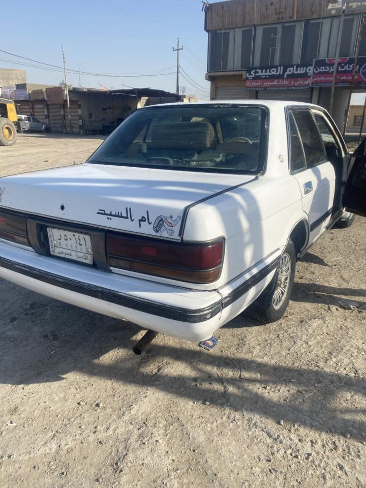 سلام عليكم عندي سيدان للبيع رقم قادسيه موازي مكانهه الزبير الشعيبه السعر 23®️***********
