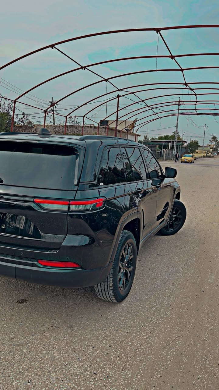 سلام عليكم Jeepبلاك توب 2024
كلين تايتل ليبل واحد كفاله عامه من الرصعه دخول جديد قبل شهر داخلـــله للعراق🪬🔥

استخدام شخصي 

بعدها بحاله الوكاله مشايه 20 ميل 

مكاني بابل الحله مركز مدينه 

الاستفسار ***********
مراوس بتأهو فقط
