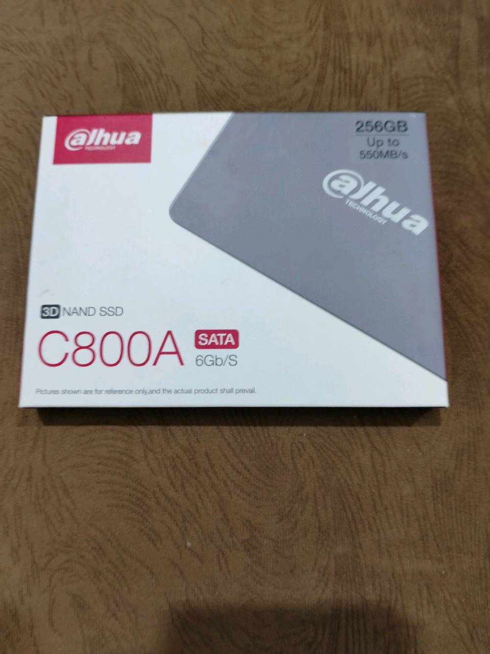 يتوفر انواع من هاردات ssd و m. 2 رام لابتوب 8G
للاستفسار راسلني