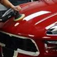 يوجد لدينا بوليش كامل للسيارات العامه لمعه نضافه فول 07838372703