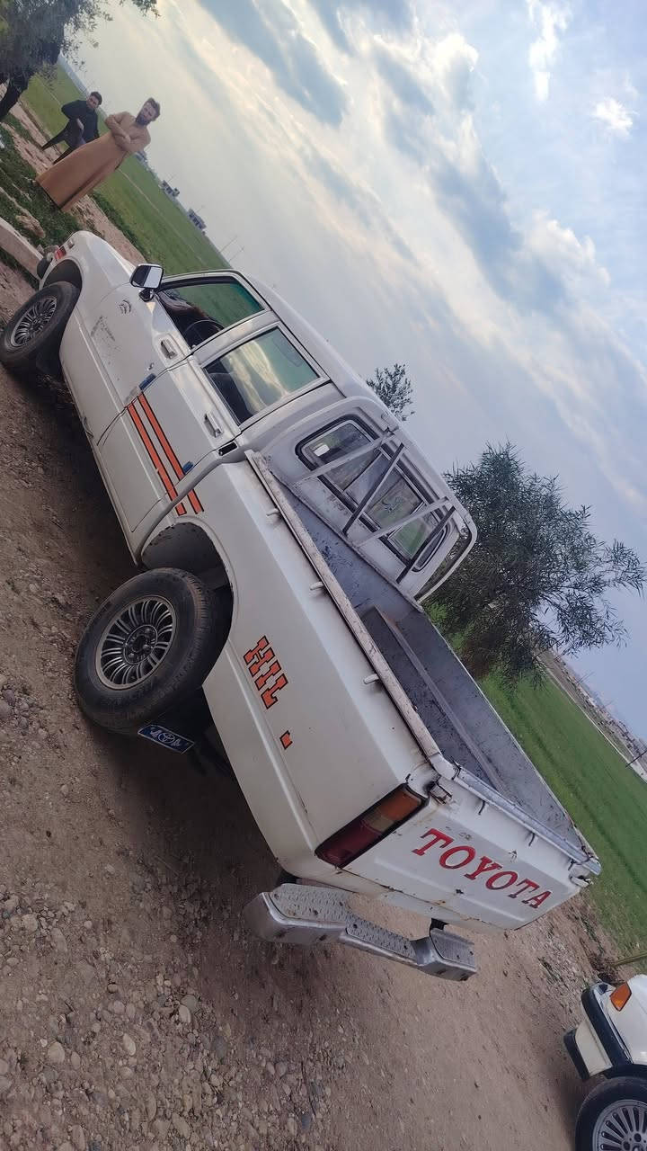 السلام عليكم ورحمة الله وبركاته
للبيع بيكم رقم نينوى دوالي
كربون بانزين شرط
موديل 80 شغال وجاهز
مكفول كفالا عامه
بيع مستعجل متوازي صحباا
ااخوكم ابوثامر مكلف
العنوان موصل للاستفسار التصال
***********☎️
*********** ☎️
