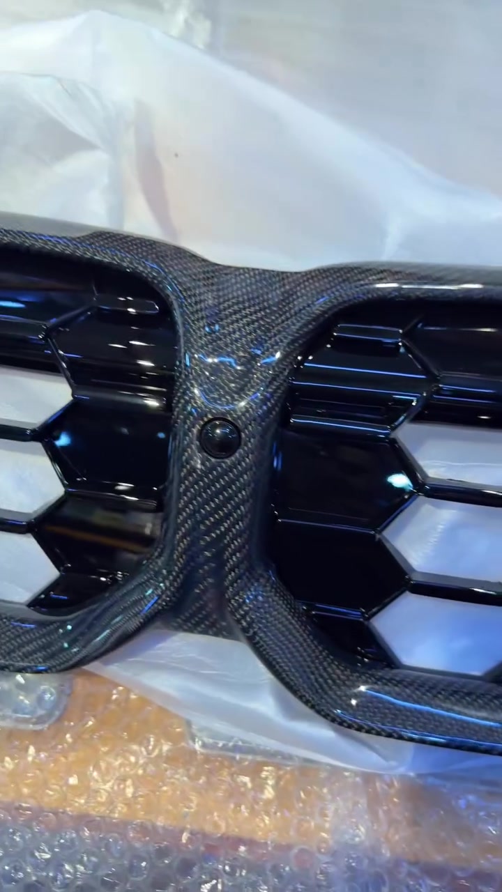 شباك كاربون لكل فئات الBMW
m_carbonstore حساب الانستكرام
واتساب : ***********
