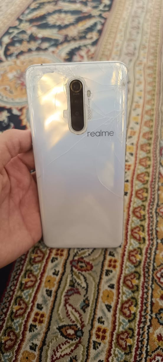 السلام عليكم
جهاز ريلمي X2 برو للبيع 

ذاكرة 256
عشوائية 12 
بطارية 5000
كامرتة فد شي 

بوبجي 90 فريم 

فقط بي هذا الفطر بالشاشة والضهر 

الباقي كلة مكفول 

السعر 160 وبي مجال حك الجية 

هذا رقمي بي واتساب 

 ***********

العنوان نجف
