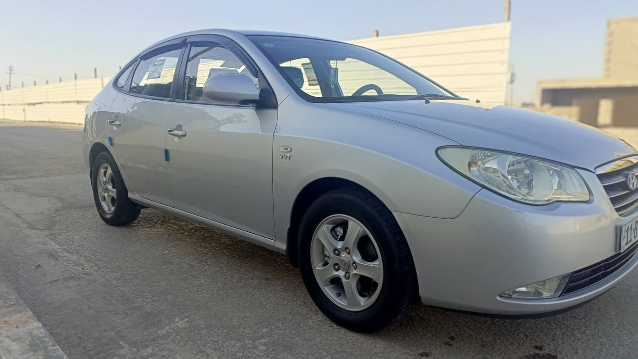 من رخصه الأدمن هونداي افانتي 2009رقم بغداد الدولي محرك 1600دكشن عالي بأسمي تحكم ستيرن تدفئه كشنات مري شفط حساسات خلفيه كامره داش كام تصوير دائم امامي خلفي السياره على وضع الشركه ماشيه 78 الف كتلوكات والارضيات والسويج السبير مالات الشركه مابيها ولاقطره صبغ فقط بارد المحرك والكير كفاله فقط الكيس مفتوح السعر 115 وبيها مجال للشراي للأستفسار  الاتصال ***********
